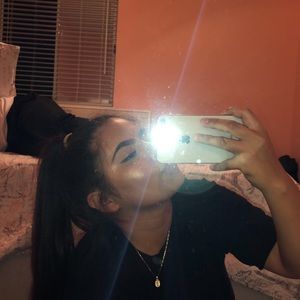 Meet your Posher, Michelle